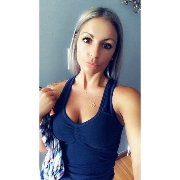 Meet your Posher, Samantha - Picture 1 of 8